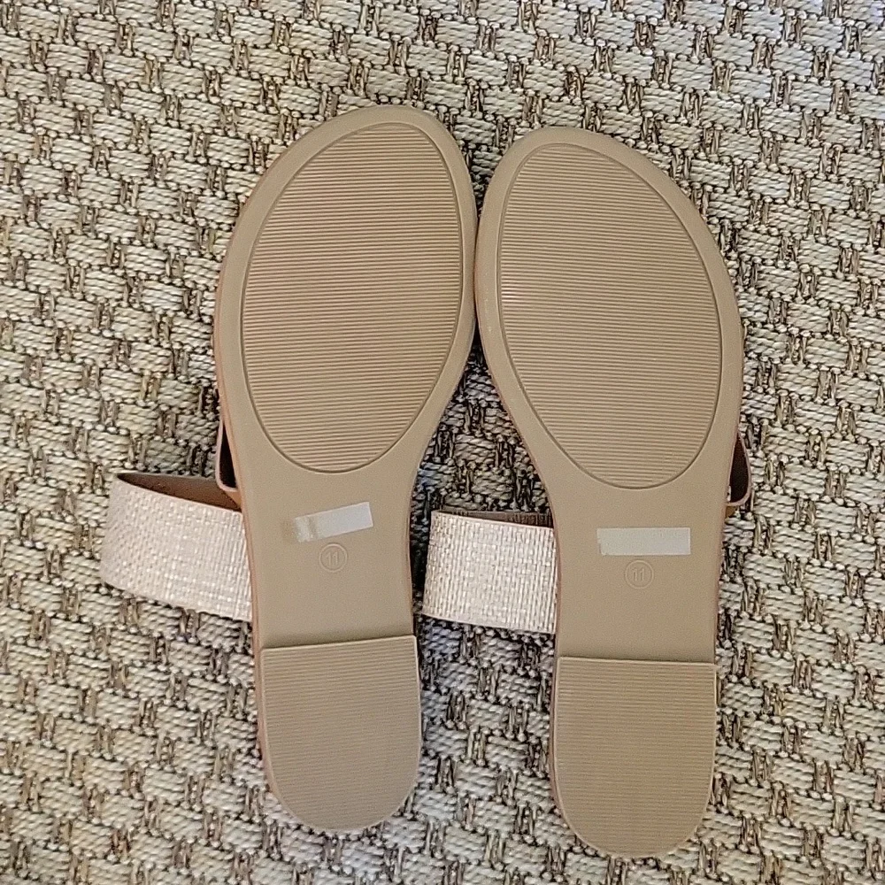 Sandals - Picture 3 of 5